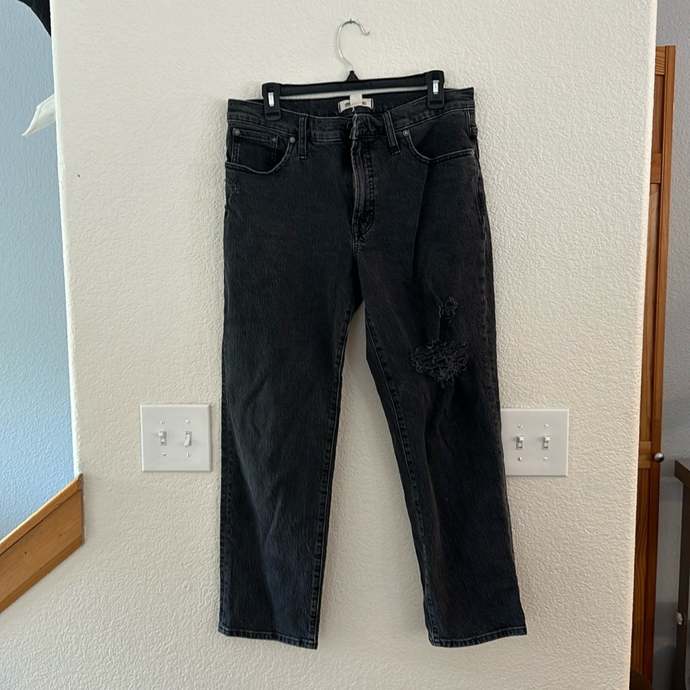 Madewell straight leg distressed black jeans size 30